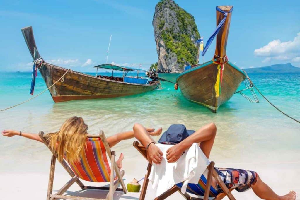 places to visit thailand with friends